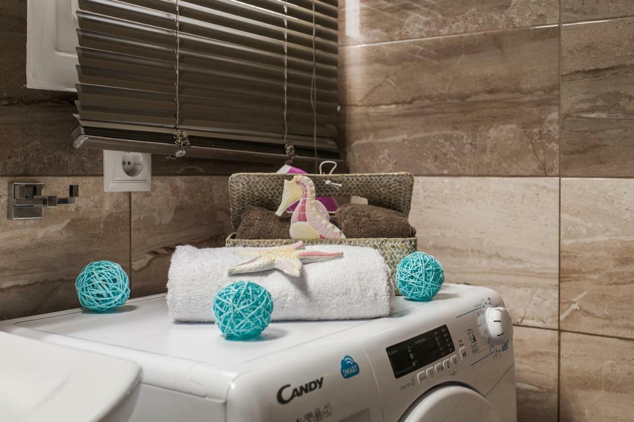 Modern Antique Private Rooms Near To Acropolis Museum And Metro Station Atenas Exterior foto