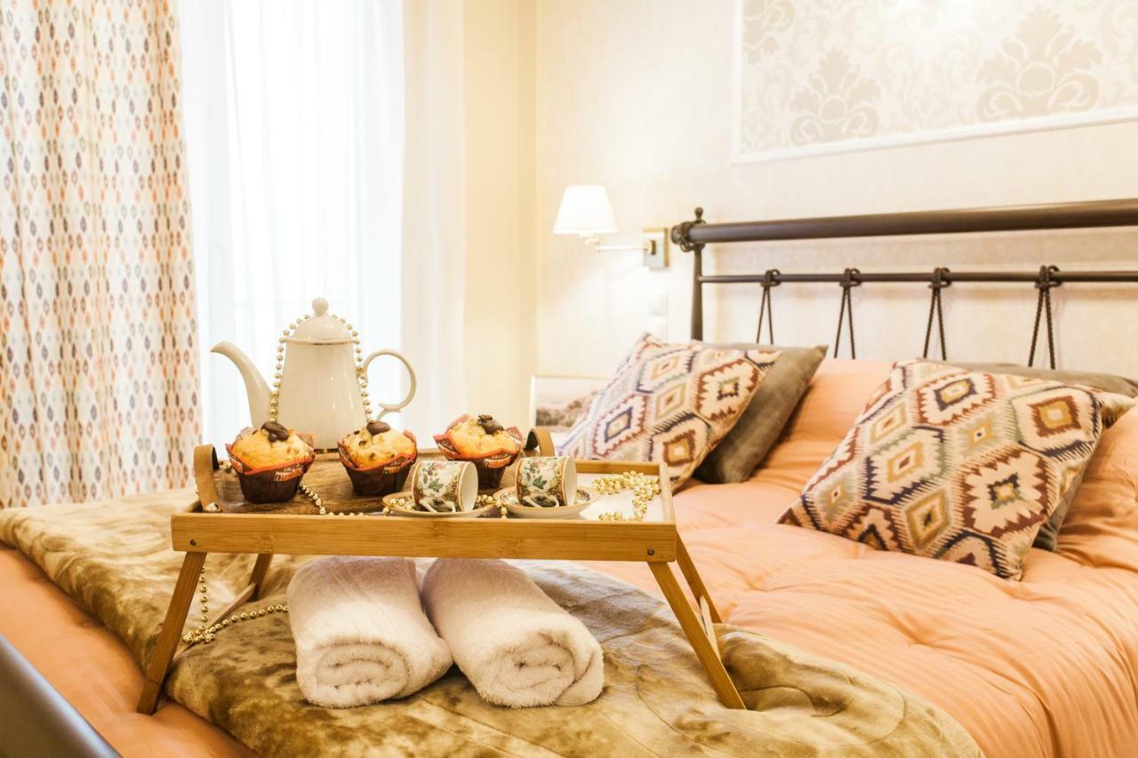 Modern Antique Private Rooms Near To Acropolis Museum And Metro Station Atenas Exterior foto