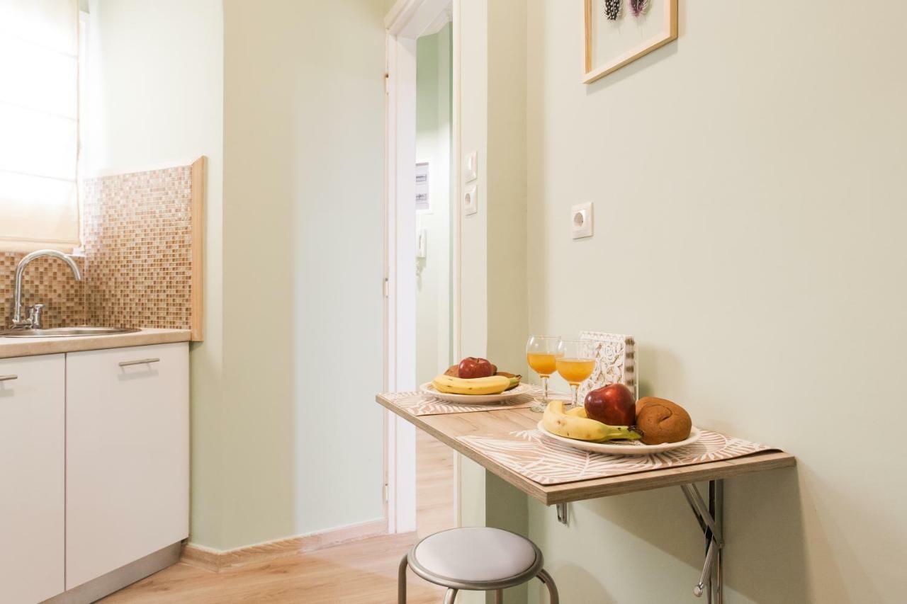 Modern Antique Private Rooms Near To Acropolis Museum And Metro Station Atenas Exterior foto